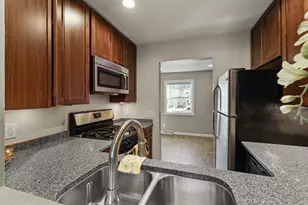 1309 Tompkins Dr, Madison, WI 53716 - Photo 12