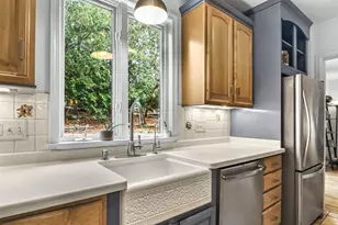 4206 Bagley Pkwy, Madison, WI 53705 - Photo 8