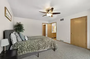 203 N Musket Ridge Dr, Sun Prairie, WI 53590 - Photo 16