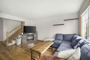 203 N Musket Ridge Dr, Sun Prairie, WI 53590 - Photo 4