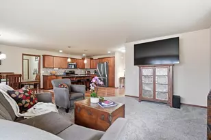 6120 Sledding Pkwy, Mcfarland, WI 53558 - Photo 18