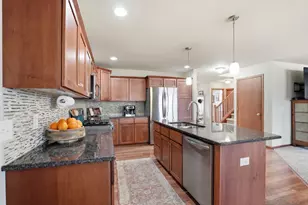 6120 Sledding Pkwy, Mcfarland, WI 53558 - Photo 12