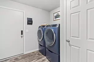 921 Sarah St, Belleville, WI 53508 - Photo 12