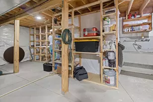 921 Sarah St, Belleville, WI 53508 - Photo 28