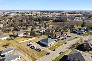 505 Alan Dr, Mount Horeb, WI 53572 - Photo 8