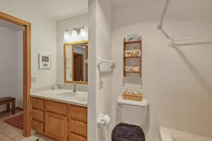 2820 Marshall Ct, Madison, WI 53705 - Photo 22