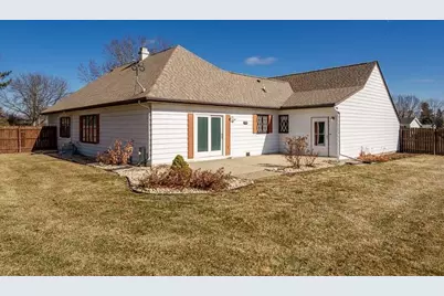 3168 S High Crest Road, Beloit, WI 53511 - Photo 50