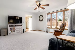 3168 S High Crst Rd, Beloit, WI 53511 - Photo 6