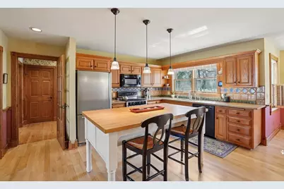 9416 Blackhawk Trail, Sauk City, WI 53583 - Photo 10