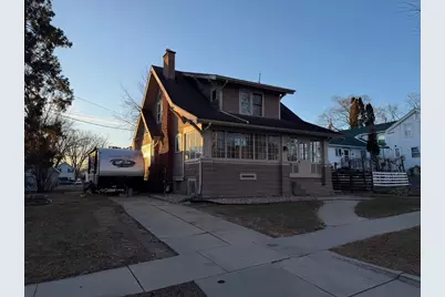 215 Clarence Street, Fort Atkinson, WI 53538 - Photo 2
