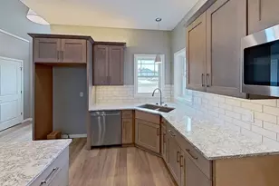 3708 Huntington Ave, Janesville, WI 53546 - Photo 4