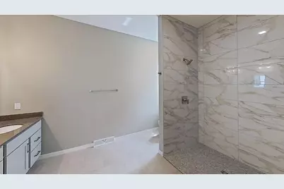 3708 Huntington Avenue #56, Janesville, WI 53546 - Photo 12