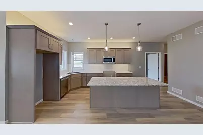3708 Huntington Avenue #56, Janesville, WI 53546 - Photo 2