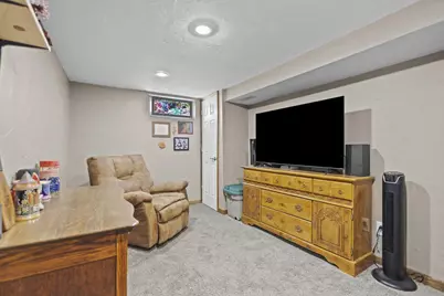 501 E Maple Street, Appleton, WI 54915 - Photo 32