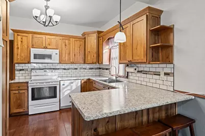 430 Lavalle Street, Reedsburg, WI 53959 - Photo 6