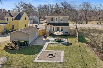 430 Lavalle Street, Reedsburg, WI 53959 - Photo 2