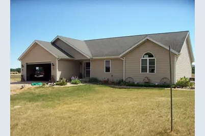 N6702 12th Road, Montello, WI 53949 - Photo 2