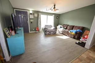 122 E Main St, Mount Hope,  53816 - Photo 16