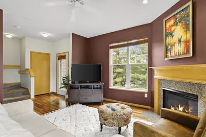 3122 Dorchester Way #6, Madison, WI 53719 - Photo 2