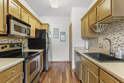 3122 Dorchester Way #6, Madison, WI 53719 - Photo 8