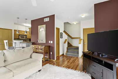 3122 Dorchester Way #6, Madison, WI 53719 - Photo 4