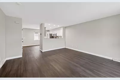 429 E Linnerud Drive, Sun Prairie, WI 53590 - Photo 8