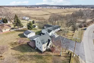 5528 Catfish Ct, Waunakee, WI 53597 - Photo 2