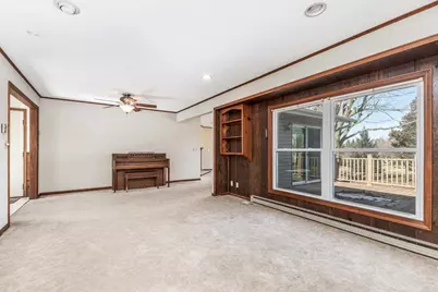 550 Grandview Lane, Platteville,  53818 - Photo 4