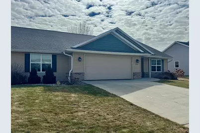 4350 Huntinghorne Drive, Janesville, WI 53546 - Photo 2