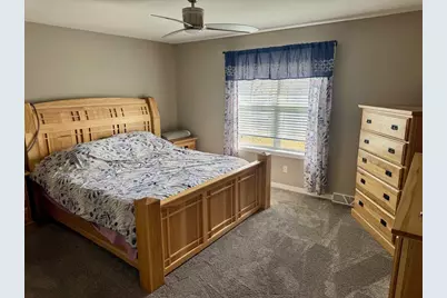 4350 Huntinghorne Drive, Janesville, WI 53546 - Photo 12