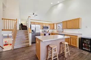 470 N Westmount Dr, Sun Prairie, WI 53590 - Photo 2