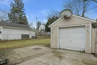 407 S Church Street, Watertown, WI 53094 - Photo 32