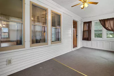 407 S Church Street, Watertown, WI 53094 - Photo 6