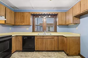 407 S Church St, Watertown, WI 53094 - Photo 12