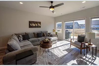 357 Isham Street, Stoughton, WI 53839 - Photo 10