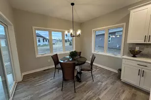 3108 S Bartells Dr, Beloit, WI 53511 - Photo 10