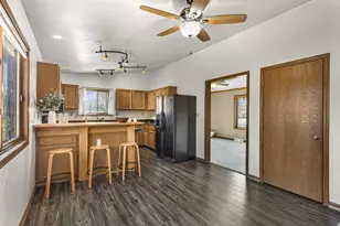 305 Meadow Ln, Poynette, WI 53955 - Photo 10