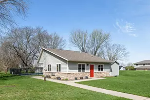 178 E Front Street, Marquette, WI 53947 - Photo 40