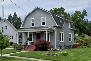 716 Charles St, Fort Atkinson, WI 53538 - Photo 1