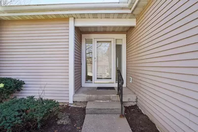 121 N Oak Grove Drive #17, Madison, WI 53717 - Photo 8