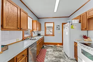 246 S Pine St, Reedsburg, WI 53959 - Photo 12