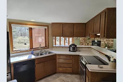 219 James Street, Portage, WI 53901 - Photo 40