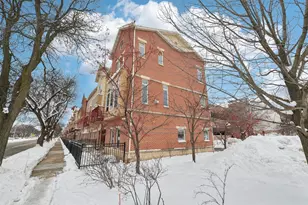 694 N Midvale Blvd, Madison, WI 53705 - Photo 2