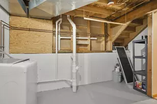 17 Kresteller Cir, Madison, WI 53719 - Photo 44