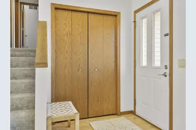 17 Kresteller Circle, Madison, WI 53719 - Photo 2