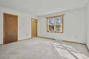 17 Kresteller Cir, Madison, WI 53719 - Photo 28