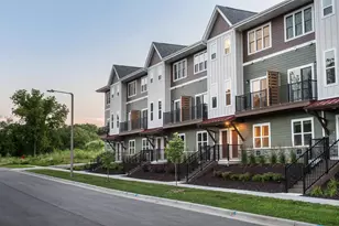 2674 Notre Dame Dr, Fitchburg, WI 53711 - Photo 36