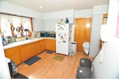 609 17th Avenue, Monroe, WI 53566 - Photo 6