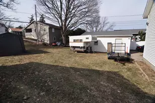 609 17th Ave, Monroe, WI 53566 - Photo 14