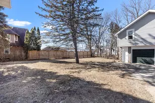 1036 Wisconsin Ave, Beloit, WI 53511 - Photo 32